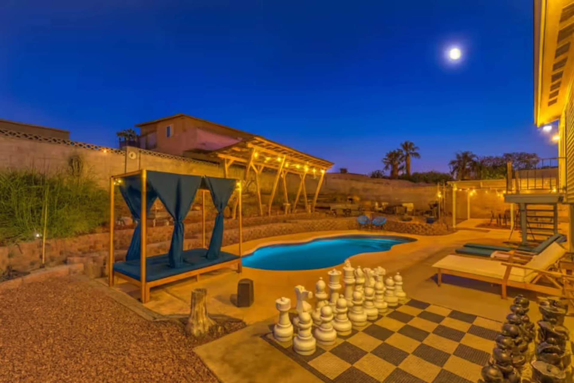 Arcade Lounge, Pool, Spa, Billiards, Dog Friendly