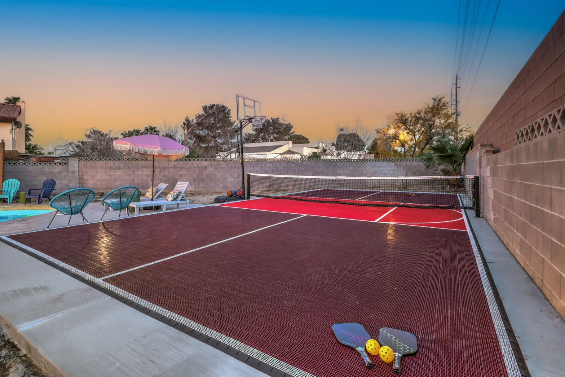 70s Villa! Heated Pool+Spa, Basketball, Pickleball